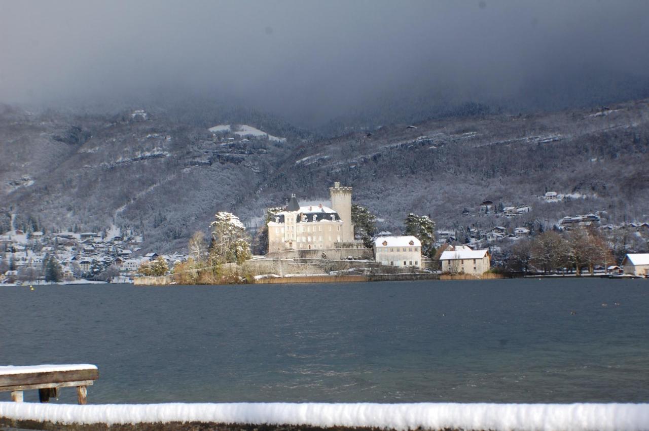 La Baie Des Voiles: Lakefront Apartments on Annecy Duingt Exterior photo