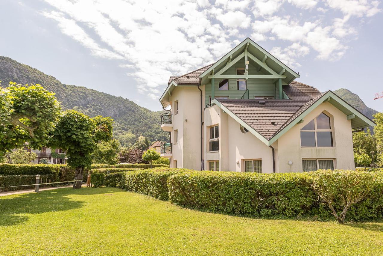 La Baie Des Voiles: Lakefront Apartments on Annecy Duingt Exterior photo