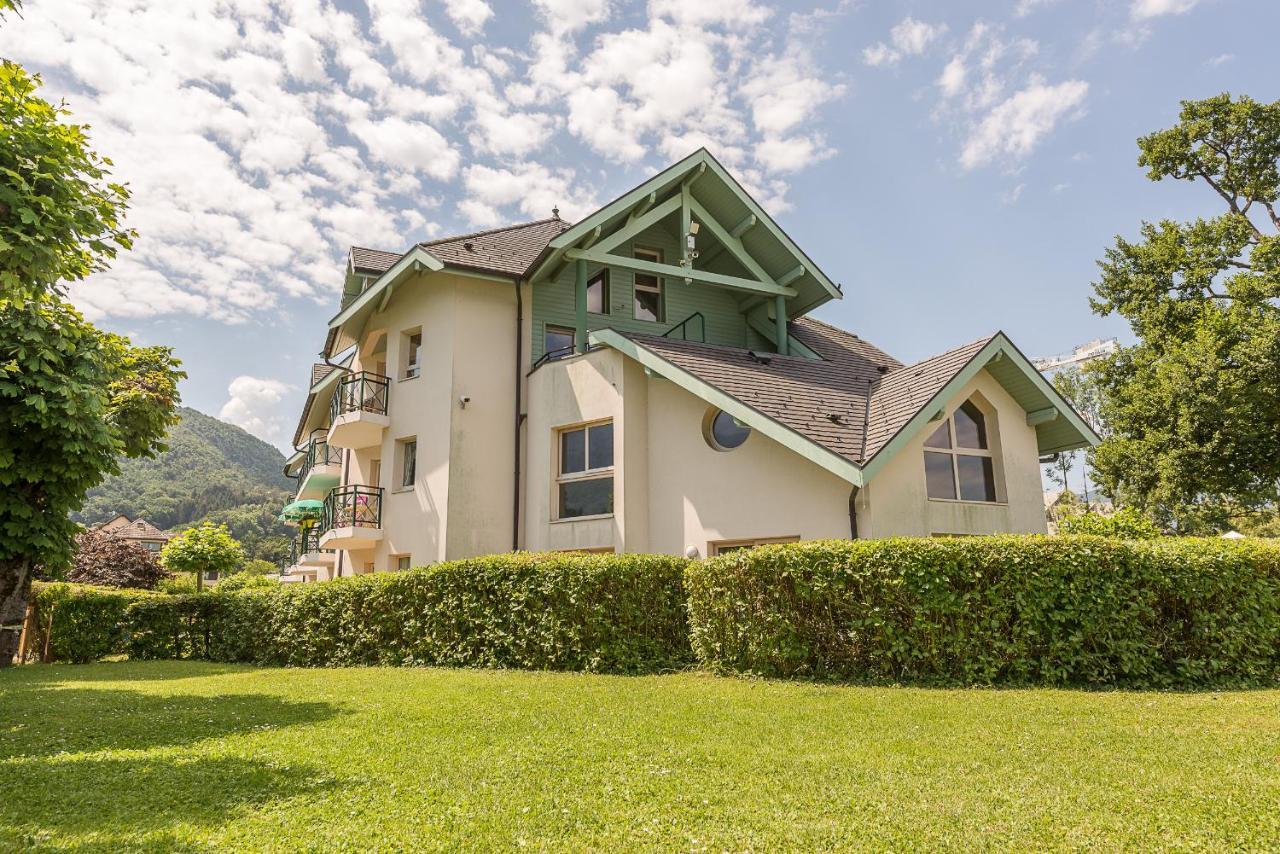 La Baie Des Voiles: Lakefront Apartments on Annecy Duingt Exterior photo